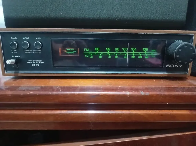 Tuner Sony FM estéreo fm-am tuner st-70