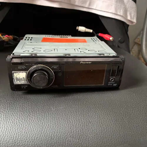 Rádio Pioneer DVH 7780av usado