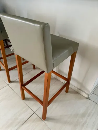 4 Banquetas 
