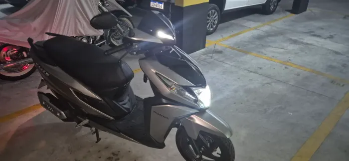 Honda Lead 2025 - Estado de Nova