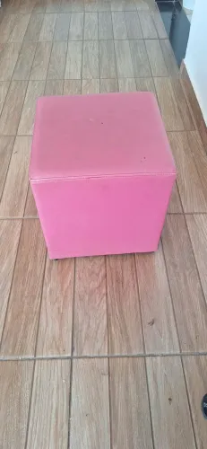 Puf rosa