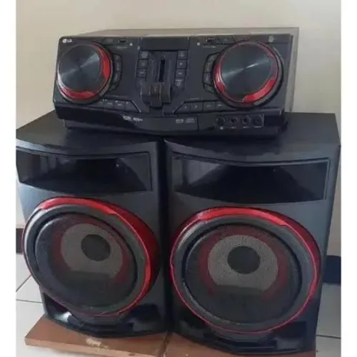 Mini System LG XBOOM - 2350W RMS, Graves Potentes, Karaokê, DJ Set e Party Speaker