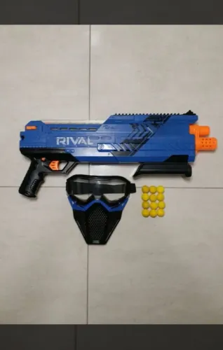 Nerf Rival Atlas XVI-1200 com máscara Nerf Rival original