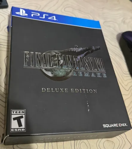 Final fantasy VII Remake deluxe ediiton ps4