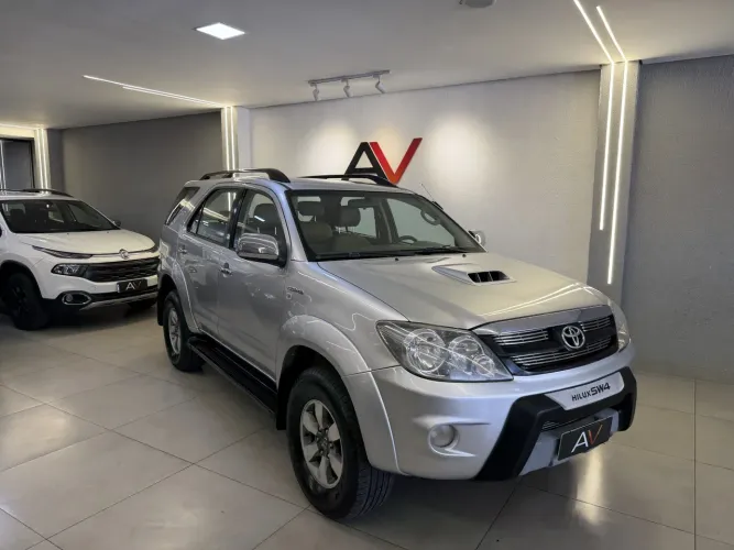 Toyota Hilux SW4 SRV D4-d 4X4 3.0 TDI Dies. AUT 2006