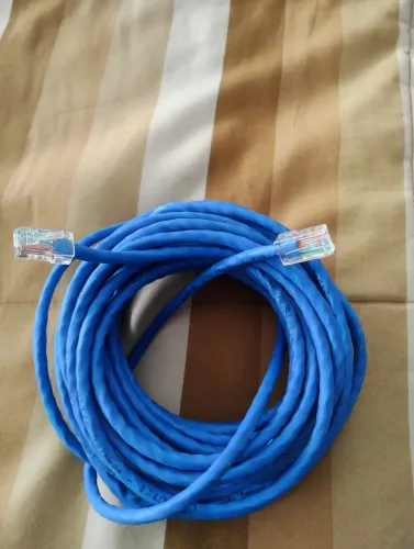 Cabo de rede RJ45 (9 metros)