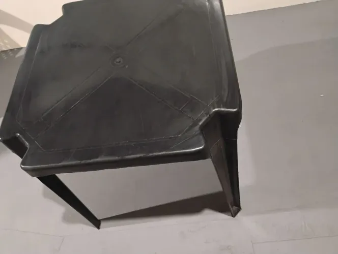 Mesa plástica 