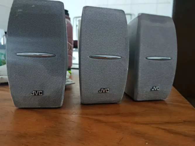 Vendo caixa de som JVC
