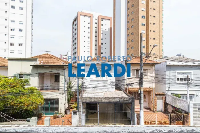 CASA ASSOBRADADA - VILA MARIANA - SP