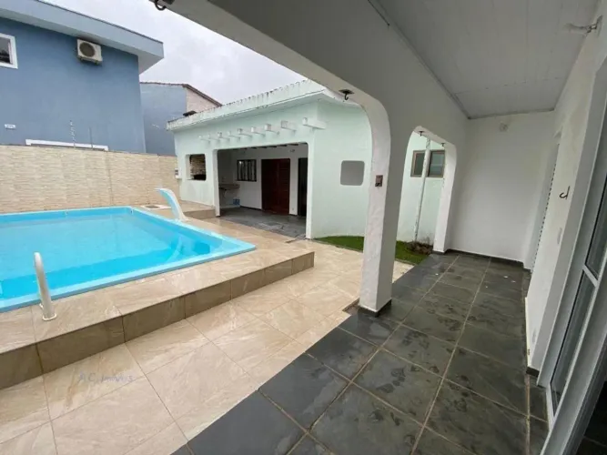 Casa em Solemar - Praia Grande