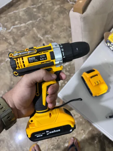 Parafusadeira e furadeira 26 v duas bateria 