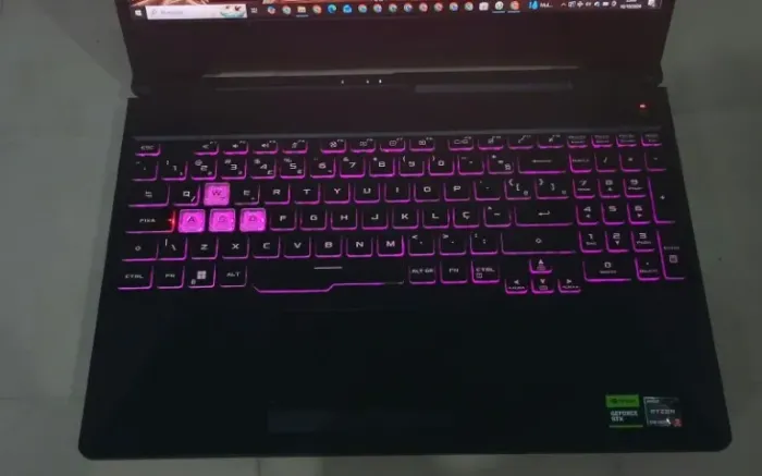 Notebook Tuf processador AMD Ryzen 7, ram 24 gb DDR5 SSD 512gb placa de vídeo RTX de 4 gb