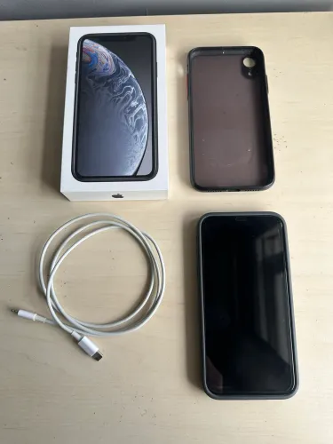 Ifhone XR 64g