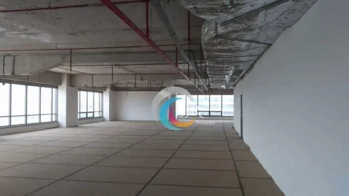 Conjunto para alugar, 1734 m² - Alphaville Industrial - Barueri/SP