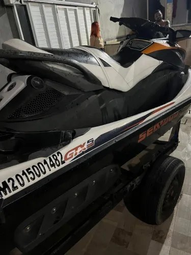 Jet Ski Sea-Doo 2015/BRP GTX 155 Moto Aquática 