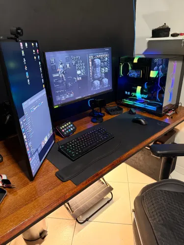 Monitor Samsung Gamer 27" Full HD 180Hz 1ms Odyssey G3