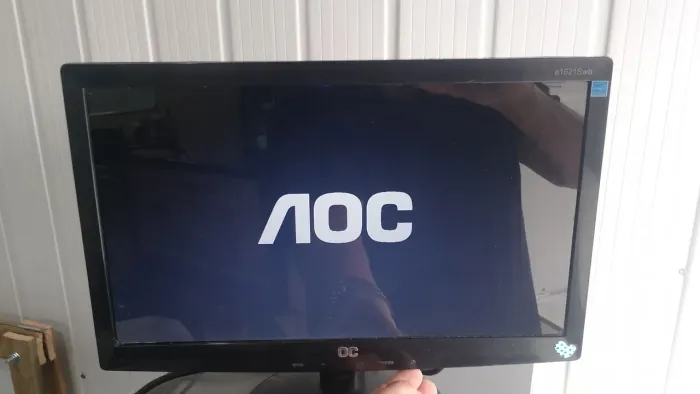 Monitor AOC 15 polegadas 