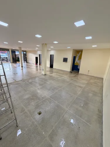 Alugo loja comercial 