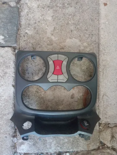 Botão alerta Doblo essence 
