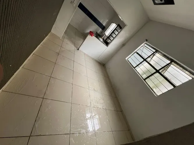 Vendo uma casa na Vila Zacarias