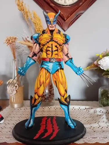 Wolverine de Resina