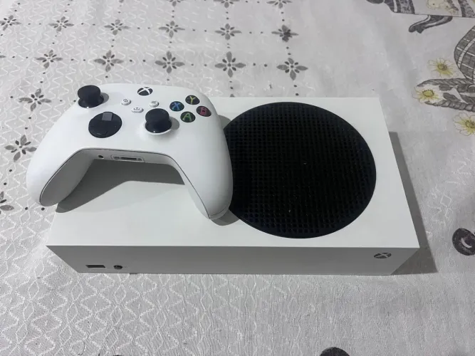 Vendo Console Xbox serie S 512 GB e 1 Controle original sem drift