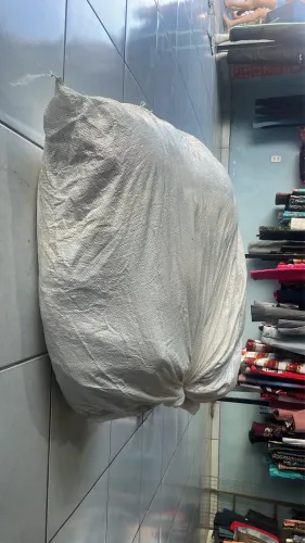 Fardo de roupas usadas