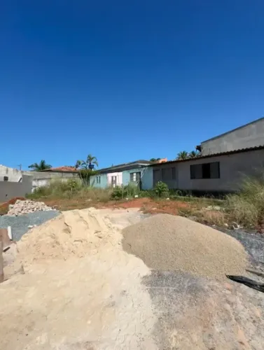 Terreno à venda com 379m² e 10m de frente - Arniqueiras