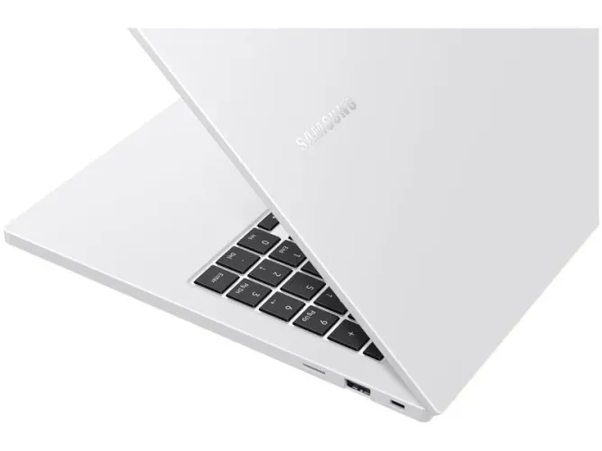 Vendo notebook Samsung Book NP550XDA-KF4BR em ótimo estado de conservação.