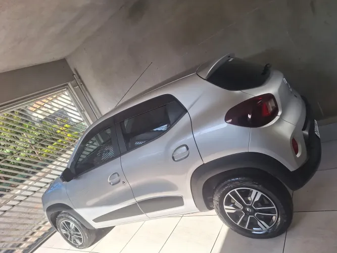 Renault Kwid Intense 1.0 Flex 12V 5P Mec. 2025