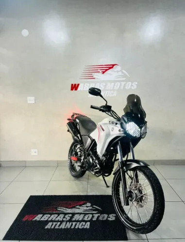 YAMAHA XTZ 250 TÉNÉRÉ