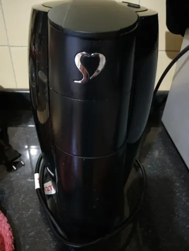 Cafeteira cápsula 3 corações