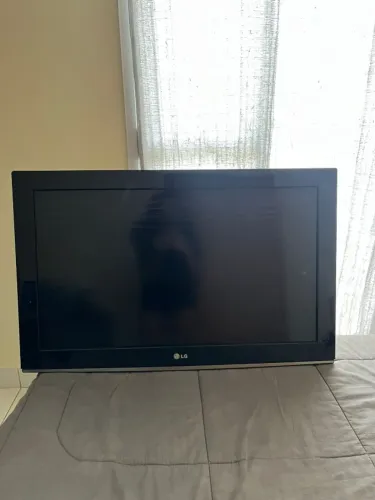 TV LG 32" + Chromecast