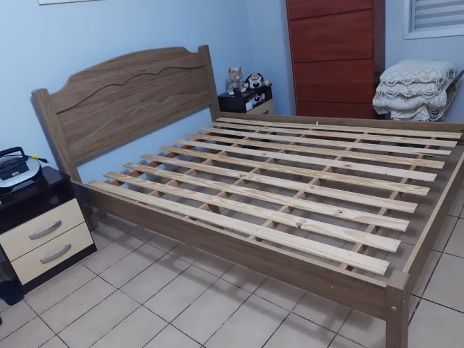Cama de Casal 100% MDF. Estrados reforçados