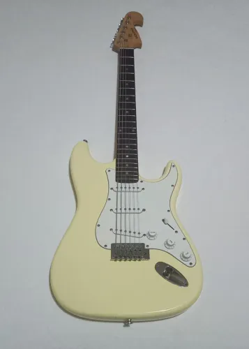 Guitarra Memphis by Tagima MG-30