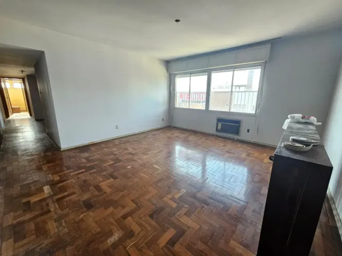 Imóvel para venda tem 115 metros quadrados com 3 quartos em Santana - Porto Alegre - RS
