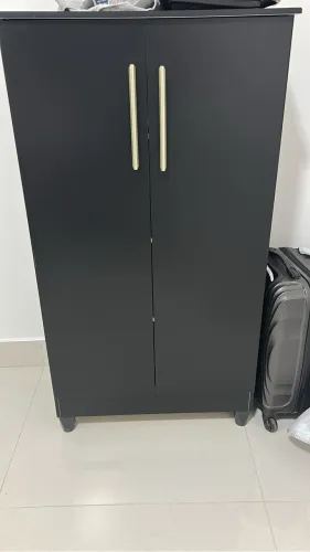 Cômoda/ guarda-roupa