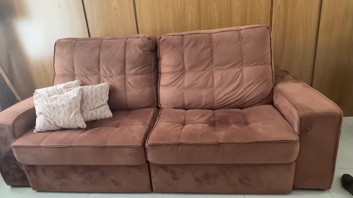 Sofá Retrátil com molas ensacadas