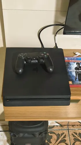 Playstation 4 slim 1Tera