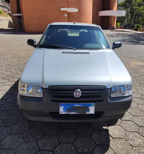 Fiat Uno Mille Celeb. WAY Econ. 1.0 F.flex 4P 2013