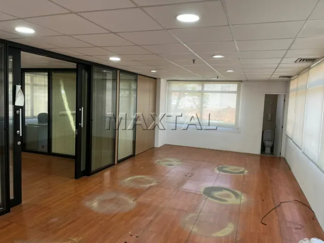 Oportunidade em Santana, duas salas comerciais à venda,53m² piso em porcelanato,1 banheiro