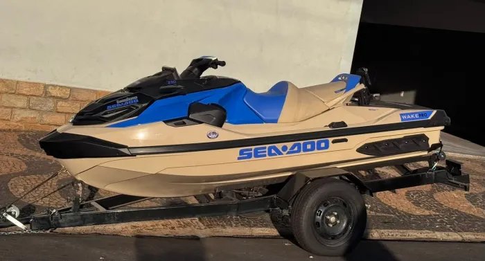 Jet Ski Sea Doo Wake Pro 2026 (4 HS)