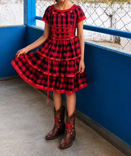 Vestido de Festa Junina Xadrez Vermelho (Usado)