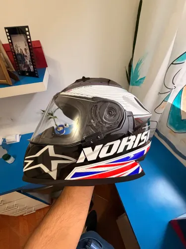 Capacete NORISK Grand Prix United Kingdom
