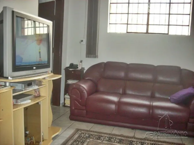 CASA,3 Dormitorio(s) bairro Haro