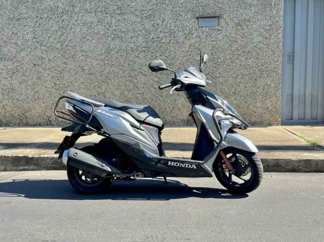 Honda elite 125 única dona