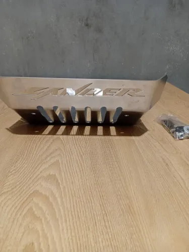Proteção do cárter da lander 