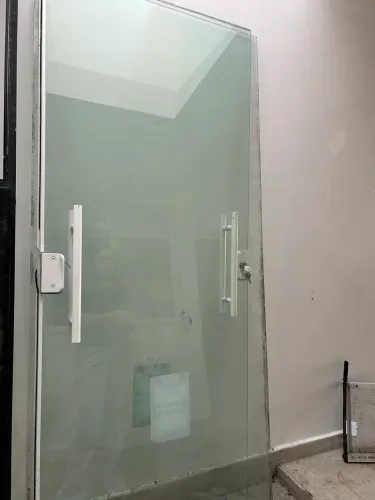 Portas de vidros de mão