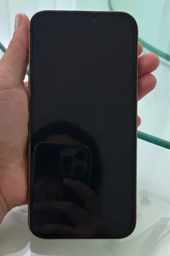 iPhone 16 Pro Max 256GB - Titânio Desert | Excelente Estado