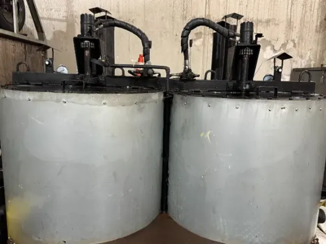 EQUIPAMENTO DE SINALIZAÇÃO VIÁRIA - FUSOR DUPLO PINTURA QUENTE MAÇARICO A DIESEL